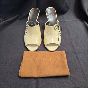 Gucci Cream Laced Heel